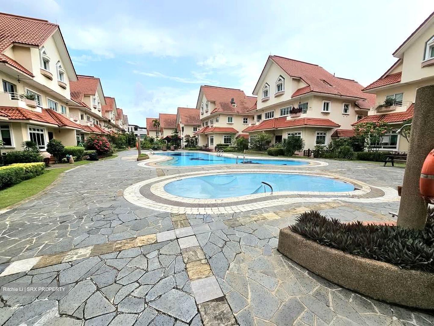 West Coast Gardens (D5), Semi-Detached #560564451
